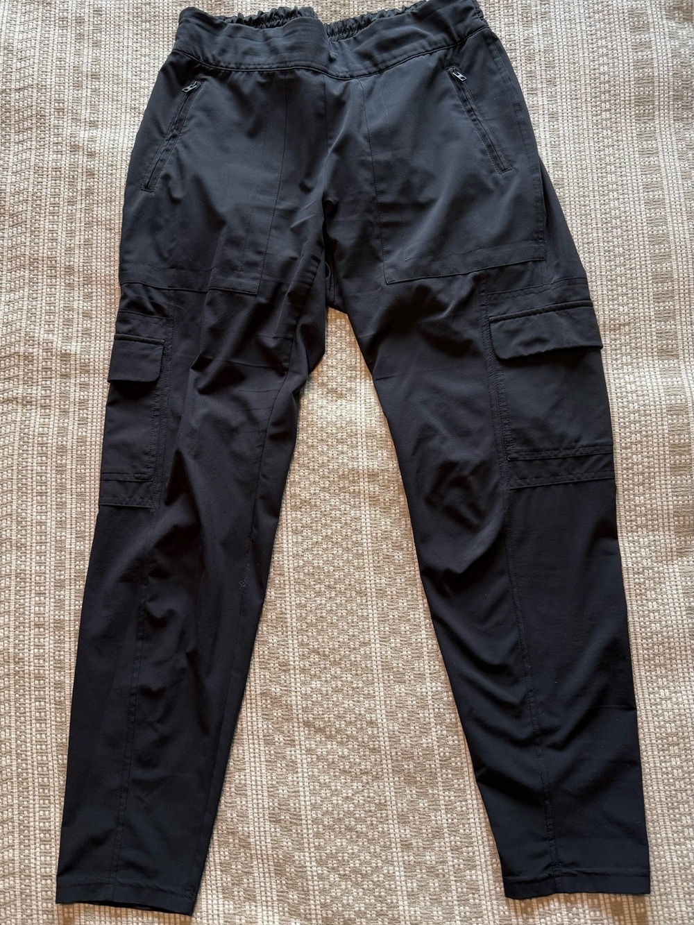Athleta Black Cargo Tapered / Jogger Style Pants - Size 6